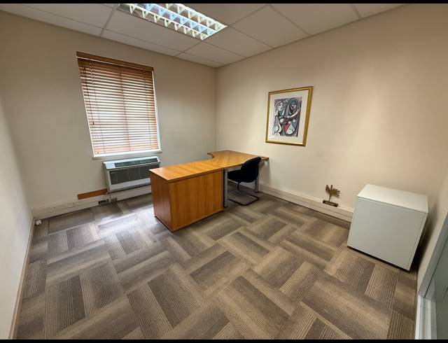 381M² OFFICE TO LET IN KILLARNEY